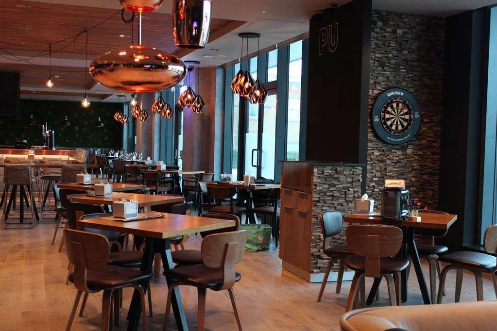 Village Hotel Newcastle Holystone  Restoran foto