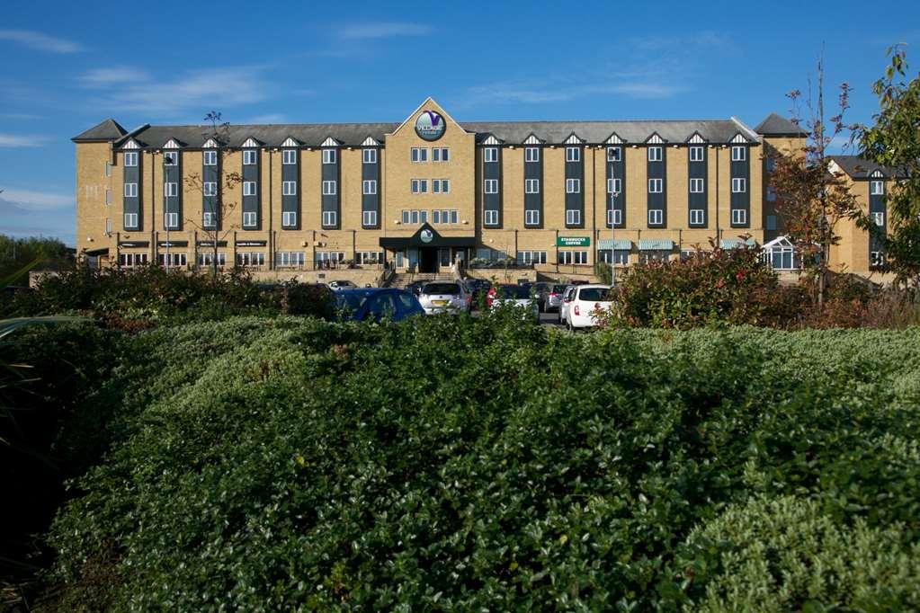 Village Hotel Newcastle Holystone  Bagian luar foto