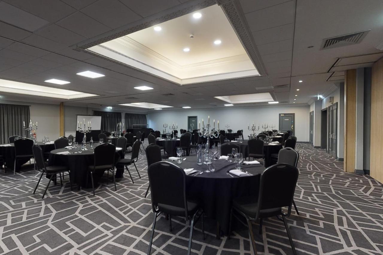 Village Hotel Newcastle Holystone  Bagian luar foto
