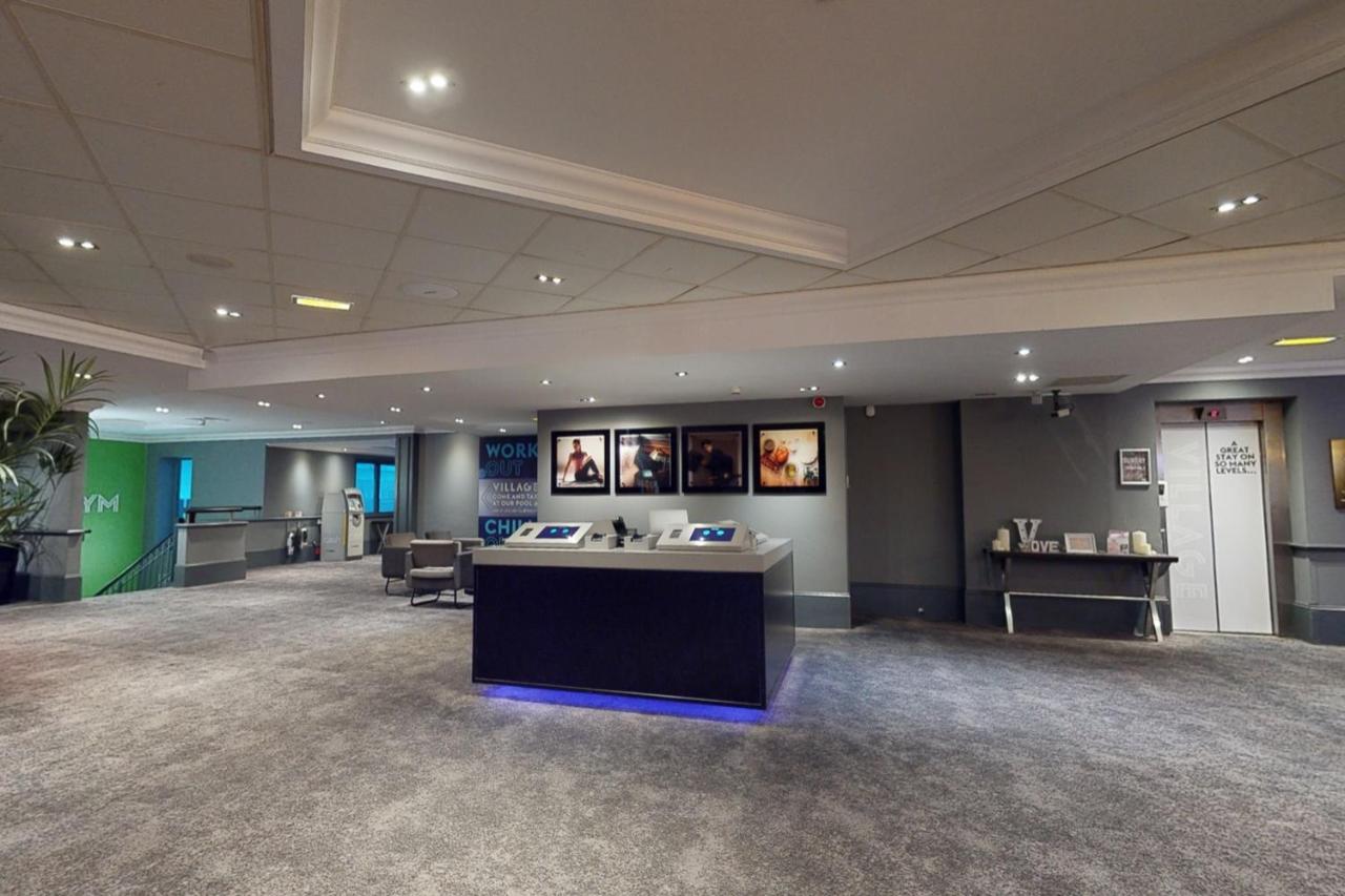 Village Hotel Newcastle Holystone  Bagian luar foto