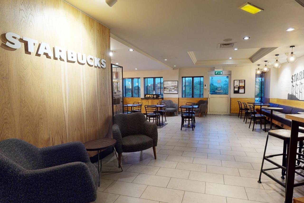 Village Hotel Newcastle Holystone  Bagian luar foto